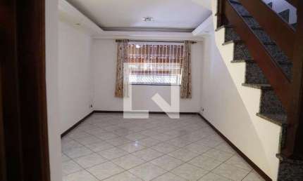 Casa para Aluguel - Jardim Mangalot, 3 Quartos,  100 m² - São Paulo