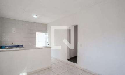 Casa para Aluguel - Serrano, 2 Quartos,  50 m² - Belo Horizonte