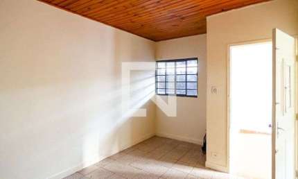 Casa para Aluguel - Vila Campestre, 2 Quartos,  100 m² - São Paulo