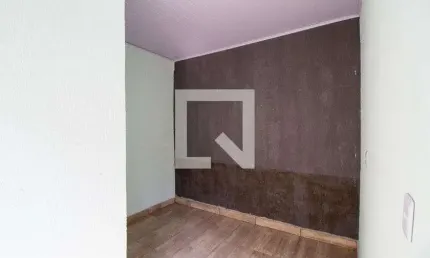 Casa para Aluguel - Parque Vitória Regia, 1 Quarto,  20 m² - Sorocaba