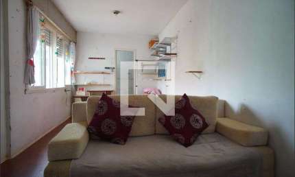 Kitnet / Stúdio para Aluguel - Vila Ipiranga, 1 Quarto,  30 m² - Porto Alegre