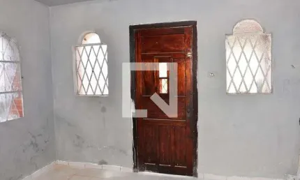 Casa para Aluguel - Piqueri, 2 Quartos,  200 m² - São Paulo