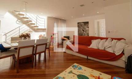 Casa para Aluguel - Jardim Teresa, 3 Quartos,  260 m² - São Paulo