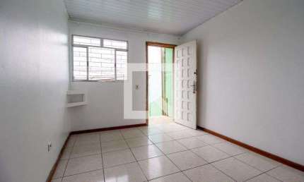 Casa para Aluguel - Sítio Cercado, 3 Quartos,  75 m² - Curitiba