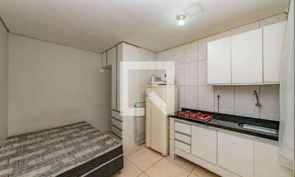 Kitnet / Stúdio para Aluguel - Bonfim, 1 Quarto,  20 m² - Belo Horizonte