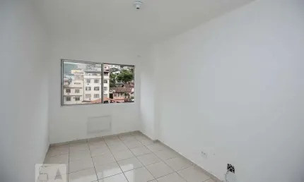 Apartamento para Aluguel - Engenho de Dentro, 2 Quartos,  50 m² - Rio de Janeiro