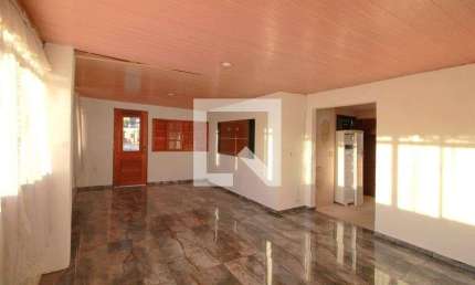 Casa para Aluguel - Santa Efigênia, 2 Quartos,  95 m² - Belo Horizonte