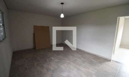 Casa para Aluguel - Sousas, 2 Quartos,  250 m² - Campinas