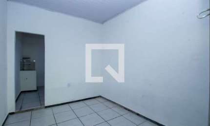 Casa para Aluguel - Santo André, 1 Quarto,  30 m² - Belo Horizonte