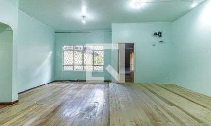 Casa para Aluguel - São João , 3 Quartos,  150 m² - Porto Alegre
