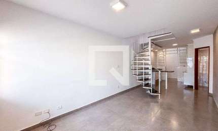 Casa para Aluguel - Pinheiros, 2 Quartos,  60 m² - São Paulo
