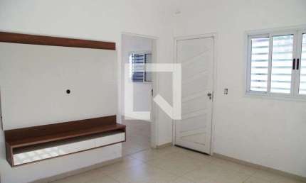 Casa para Aluguel - Parque Jurema, 2 Quartos,  80 m² - Guarulhos