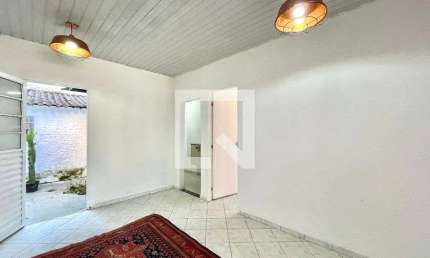 Casa para Aluguel - Saúde, 3 Quartos,  90 m² - São Paulo