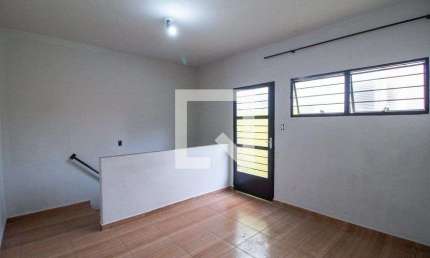 Casa para Aluguel - Parque das Laranjeiras, 1 Quarto,  40 m² - Sorocaba