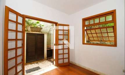 Casa para Aluguel - Pinheiros, 2 Quartos,  100 m² - São Paulo