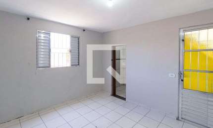 Casa para Aluguel - Quitaúna, 1 Quarto,  24 m² - Osasco