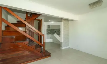 Casa / Sobrado em Condomínio para Aluguel - Sarandi, 3 Quartos,  72 m² - Porto Alegre