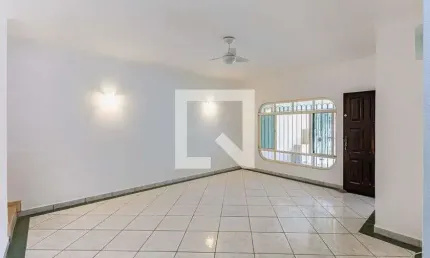 Casa para Aluguel - Butantã, 3 Quartos,  110 m² - São Paulo