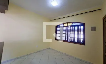 Casa para Aluguel - Nova Mirim, 2 Quartos,  120 m² - Praia Grande