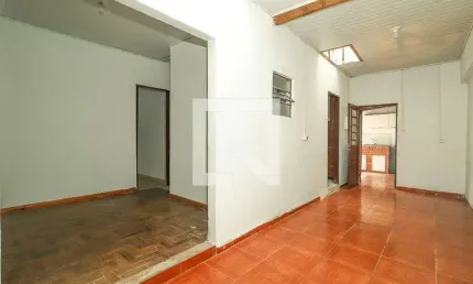 Casa para Aluguel - Alto Petrópolis, 2 Quartos,  300 m² - Porto Alegre