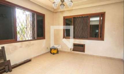 Casa para Aluguel - Jardim Carvalho, 5 Quartos,  700 m² - Porto Alegre