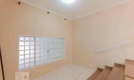 Casa para Aluguel - Artur Alvim, 2 Quartos,  200 m² - São Paulo
