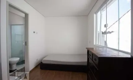 Casa para Aluguel - Jardim Éster Yolanda, 1 Quarto,  25 m² - São Paulo