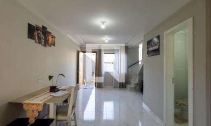 Casa para Aluguel - Cidade Industrial de Curitiba, 1 Quarto,  84 m² - Curitiba