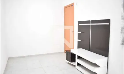 Apartamento para Aluguel - Campo Grande, 2 Quartos,  30 m² - Rio de Janeiro
