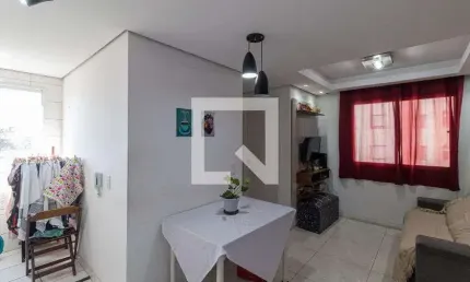 Apartamento para Aluguel - Vila Carmosina, 2 Quartos,  42 m² - São Paulo