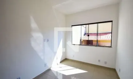 Casa para Aluguel - Piedade, 1 Quarto,  36 m² - Rio de Janeiro