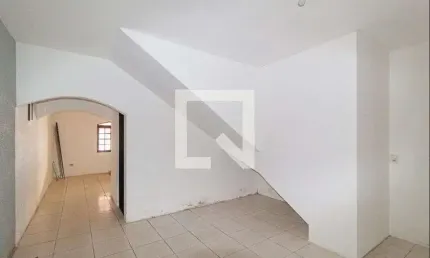 Casa para Aluguel - Bandeiras, 1 Quarto,  219 m² - Osasco