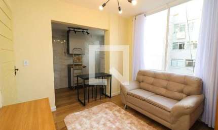 Kitnet / Stúdio para Aluguel - Centro Histórico, 1 Quarto,  28 m² - Porto Alegre