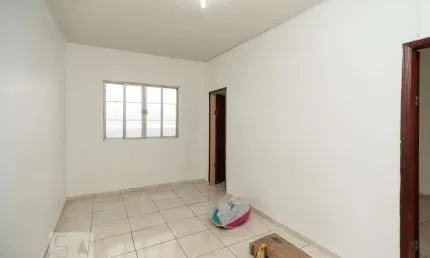 Casa para Aluguel - Cascadura, 2 Quartos,  375 m² - Rio de Janeiro