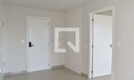 Kitnet / stúdio para aluguel - centro, 1 quarto,  28 m² - curitiba