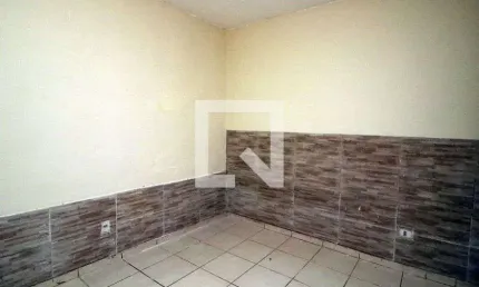 Casa para Aluguel - Jardim Paraguacu, 1 Quarto,  40 m² - São Paulo