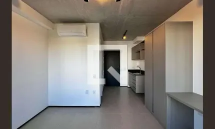Kitnet / stúdio para alugar na avenida santo amaro, chácara santo antônio, são paulo por r$ 2.300