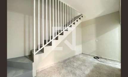 Casa para Aluguel - Vila Rio de Janeiro, 1 Quarto,  40 m² - Guarulhos