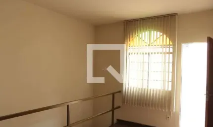 Casa para Aluguel - Santa Amélia, 3 Quartos,  100 m² - Belo Horizonte