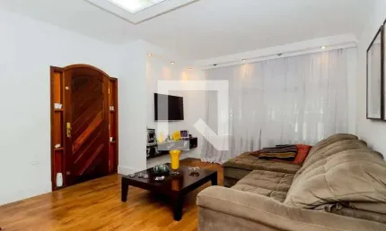 Casa para Aluguel - Vila Galvão, 3 Quartos,  300 m² - Guarulhos