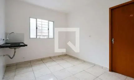 Casa para Aluguel - Vila Amália, 1 Quarto,  22 m² - São Paulo