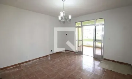 Casa para Aluguel - Deodoro, 2 Quartos,  150 m² - Rio de Janeiro