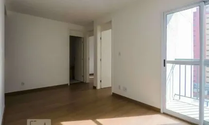 Apartamento para Aluguel - Liberdade, 2 Quartos,  50 m² - São Paulo