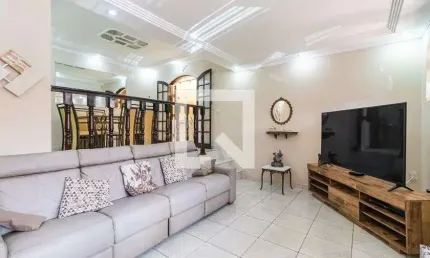 Casa para Aluguel - Jardim Esperança, 3 Quartos,  220 m² - Barueri