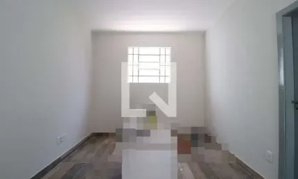 Casa para Aluguel - Centro, 2 Quartos,  180 m² - Uberlândia