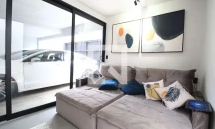 Casa para Aluguel - Patrimônio, 2 Quartos,  115 m² - Uberlândia