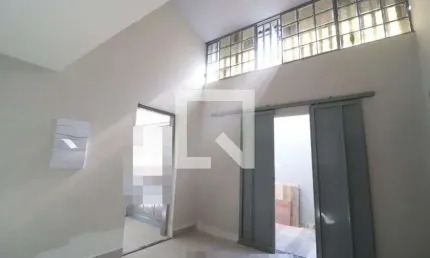 Casa para Aluguel - Centro, 3 Quartos,  70 m² - Uberlândia