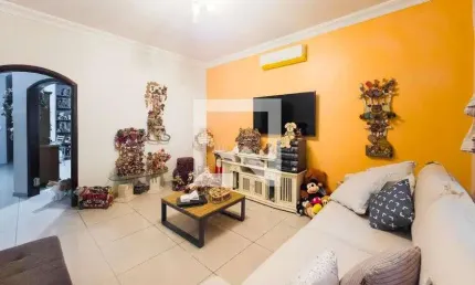 Casa para Aluguel - Parque Industrial, 3 Quartos,  130 m² - São José dos Campos