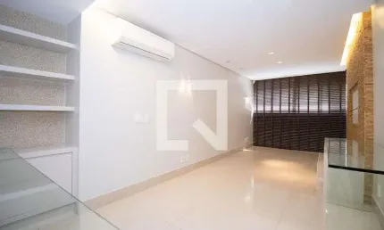 Apartamento para Aluguel - Asa Norte, 3 Quartos,  110 m² - Brasília