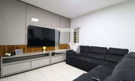 Casa para Aluguel - Cidade Jardim, 3 Quartos,  200 m² - Uberlândia